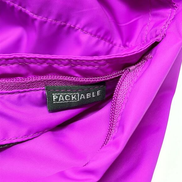 Columbia Women's Purple Full Zip Hooded Windbreaker Size Medium - Picture 10 of 11